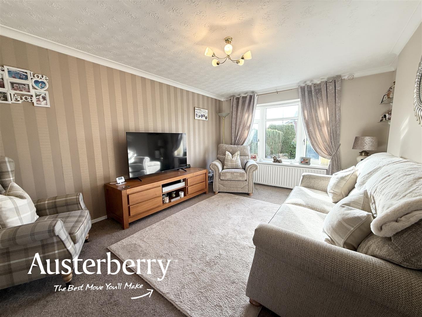 3 bed property in Souldern Way, Stoke-On-Trent
